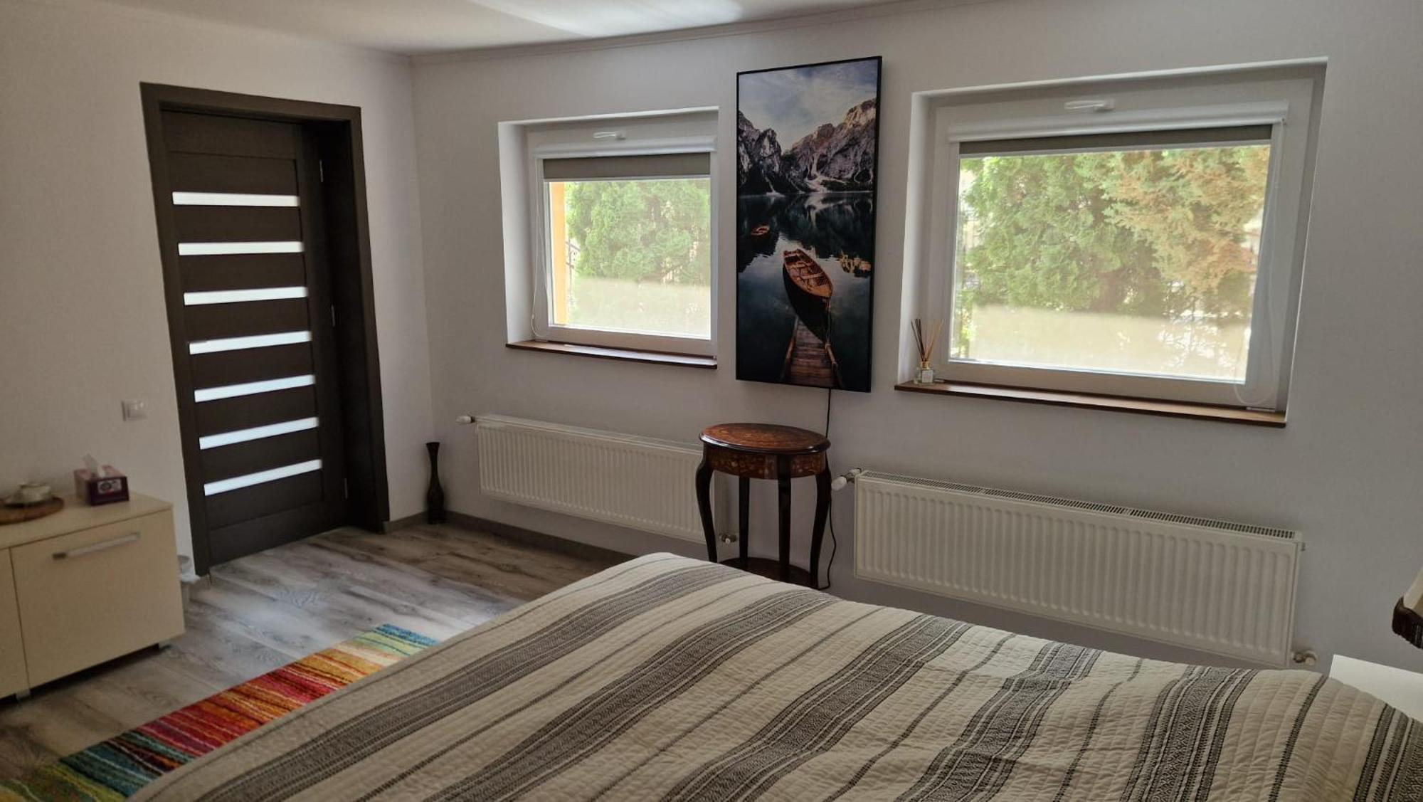 Casa Teo Hotel Бузау Екстериор снимка